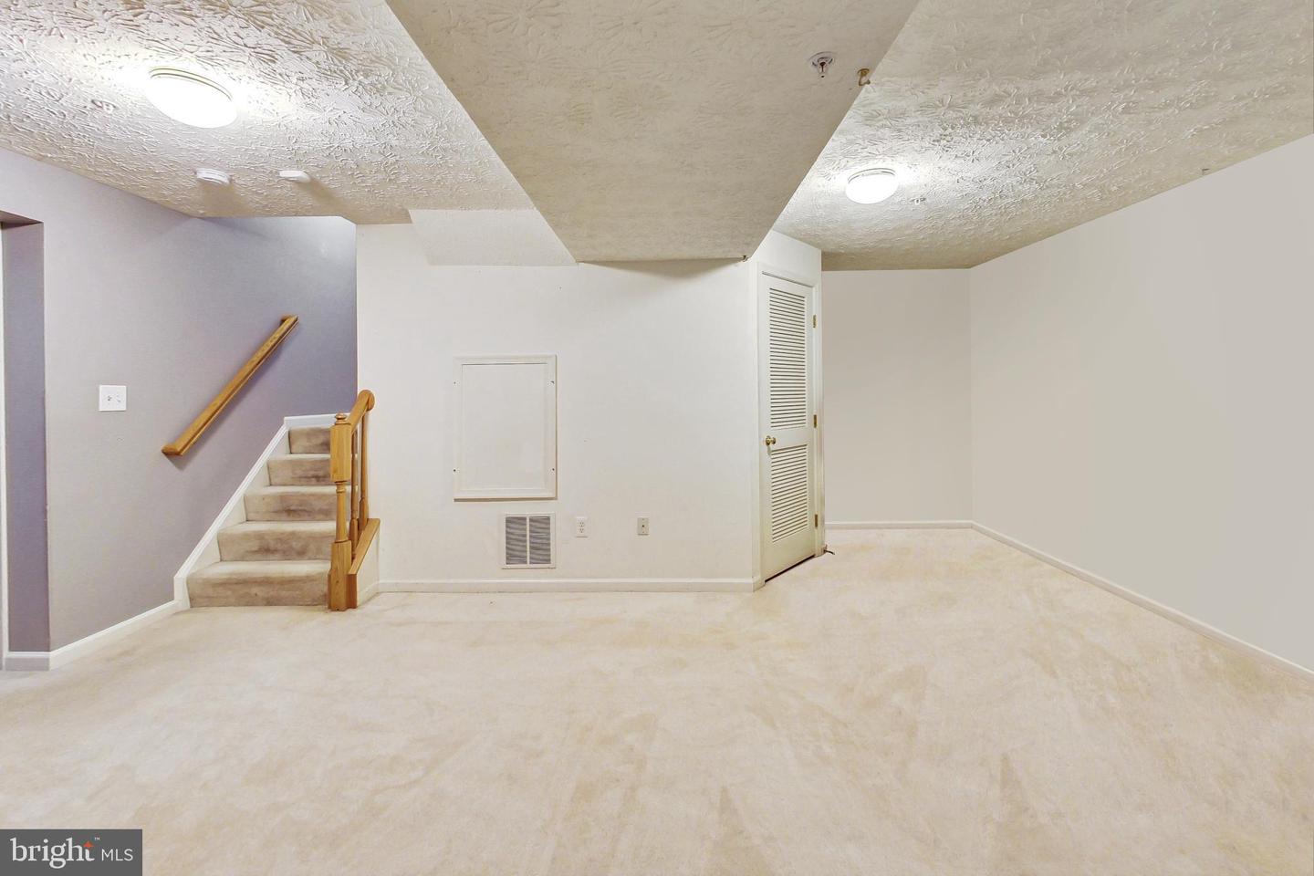 Photo 19 of 40 of 2718 Mapleview Ct townhome