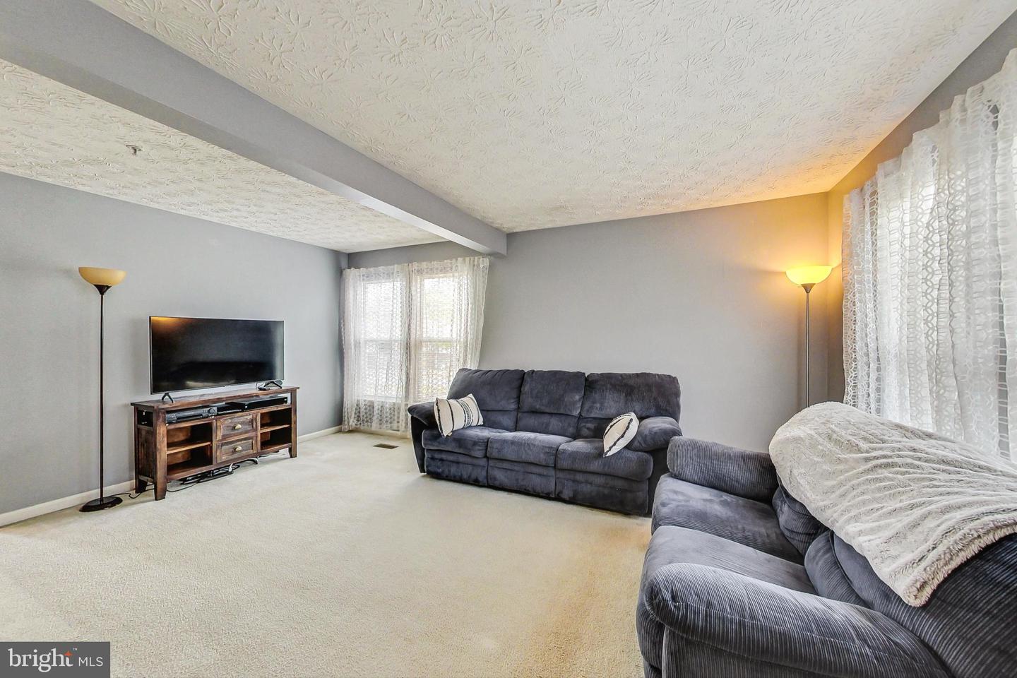 Photo 2 of 40 of 2718 Mapleview Ct townhome