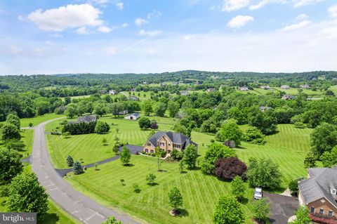 Single Family Residence in Leesburg VA 40777 Canongate DRIVE 77.jpg