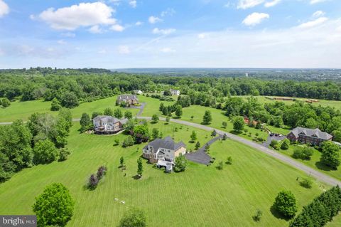 Single Family Residence in Leesburg VA 40777 Canongate DRIVE 84.jpg