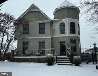 1301 Sloan Street