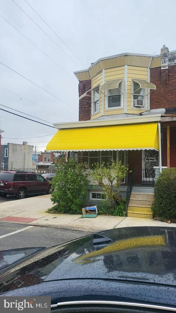 63 N Conestoga Street