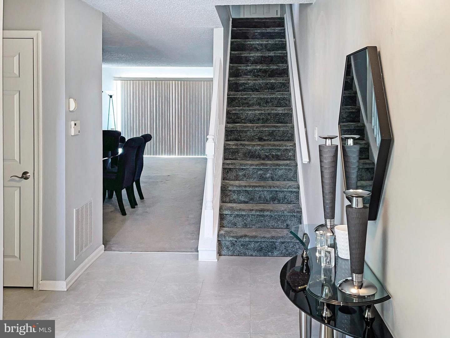 Photo 4 of 19 of 103 Columbus Dr townhome