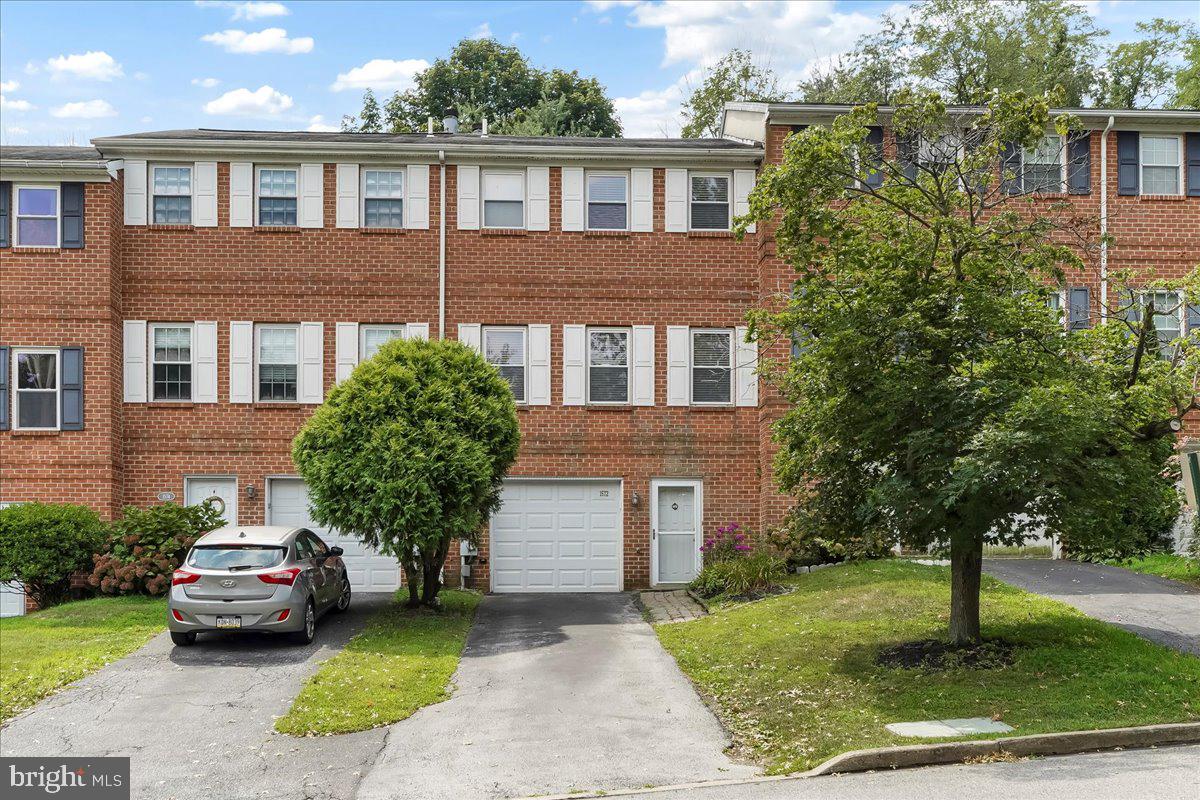 View West Chester, PA 19382 townhome