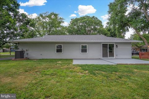 Single Family Residence in Newark DE 3 Meadow LANE 23.jpg