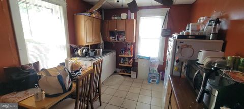 Duplex in Trenton NJ 873 Brunswick AVENUE 10.jpg