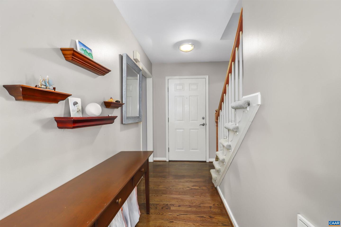 Photo 6 of 51 of 224 Larkspur Way house