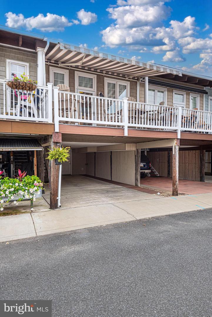 Photo 4 of 61 of 6 128th St #3 townhome