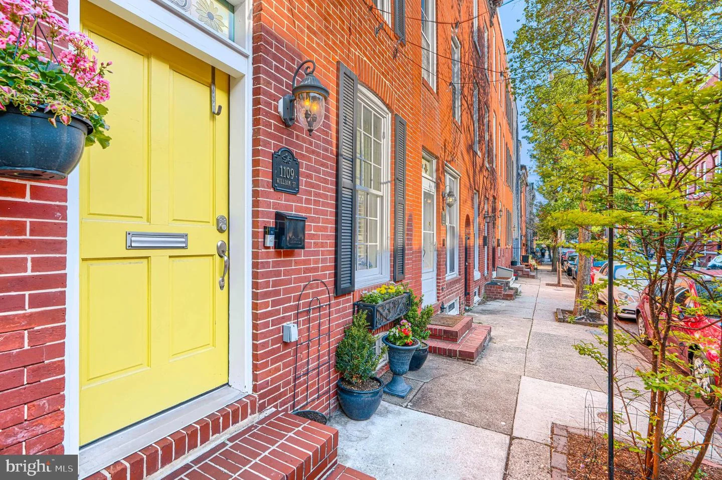 1109 William Street