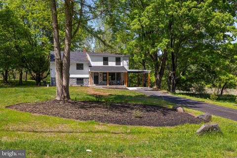 Single Family Residence in Cheyney PA 1387 College Hill DRIVE 45.jpg