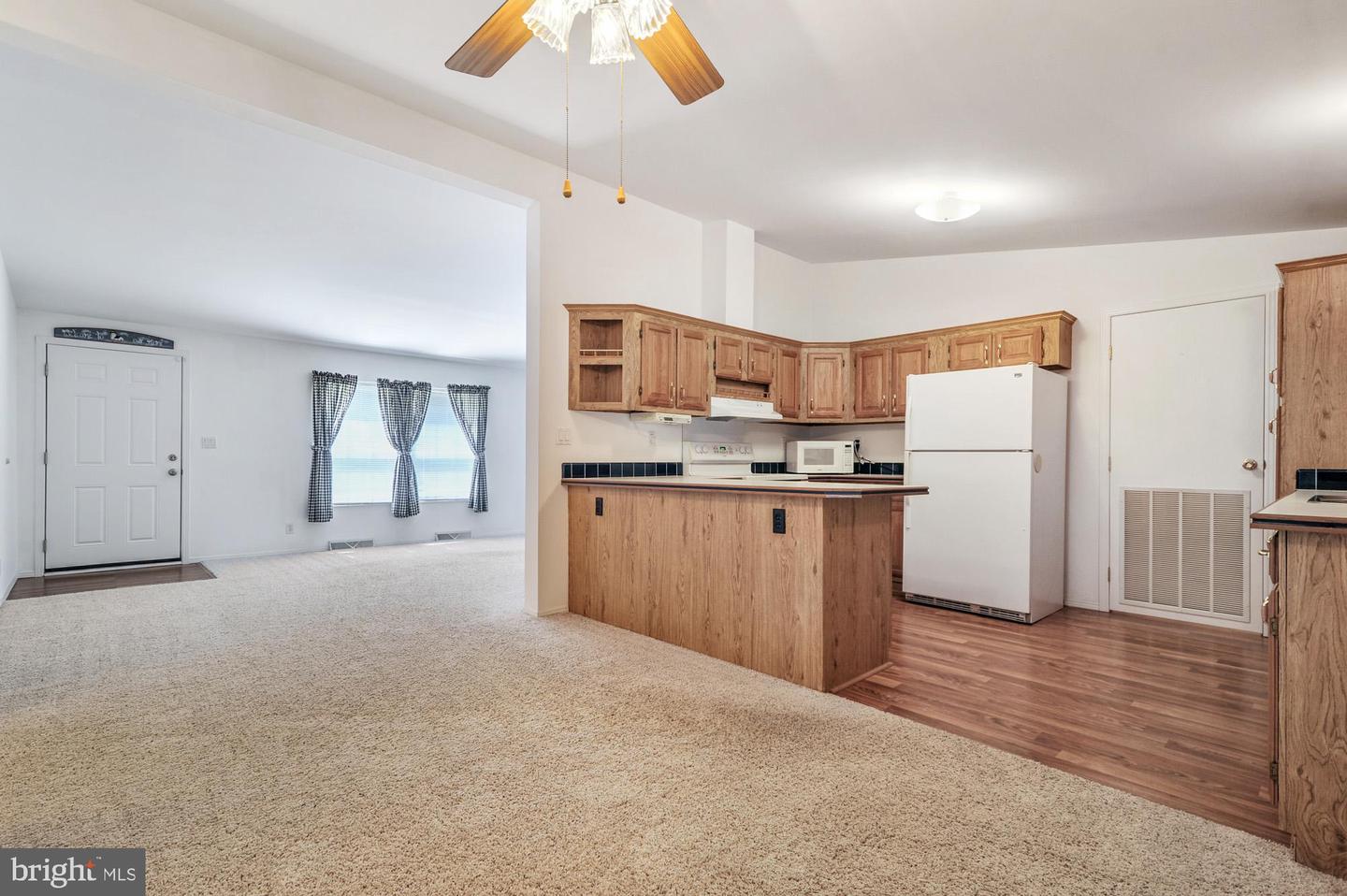 Photo 8 of 27 of 22470 Raven Cir mobile home