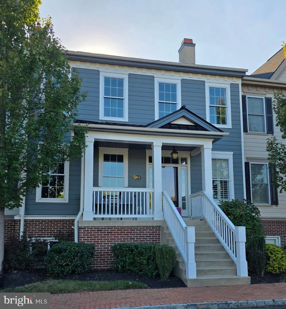 1853 Field Stone Ln