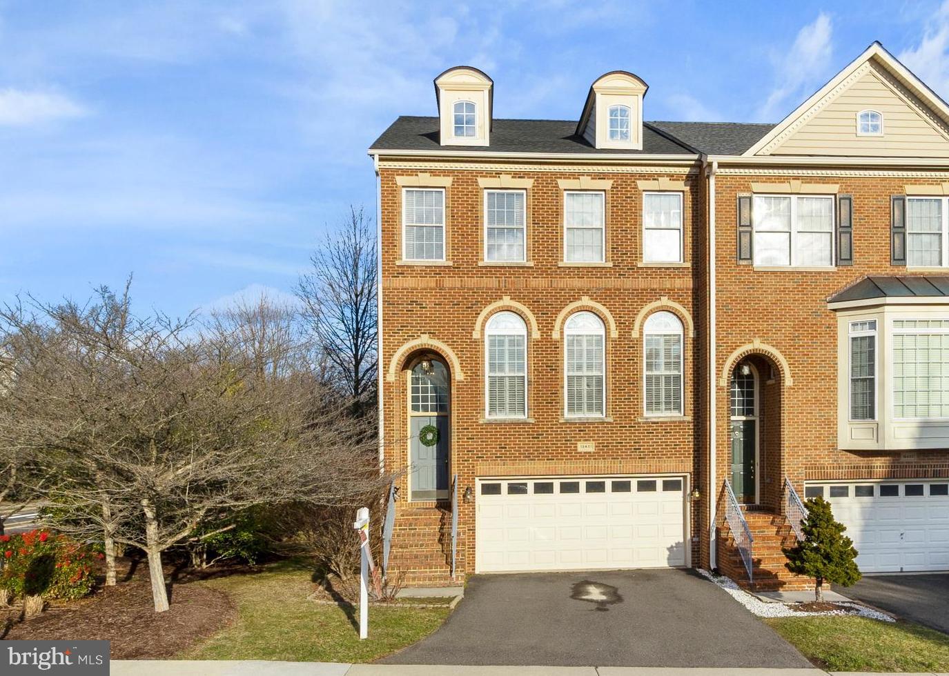 View Centreville, VA 20120 townhome