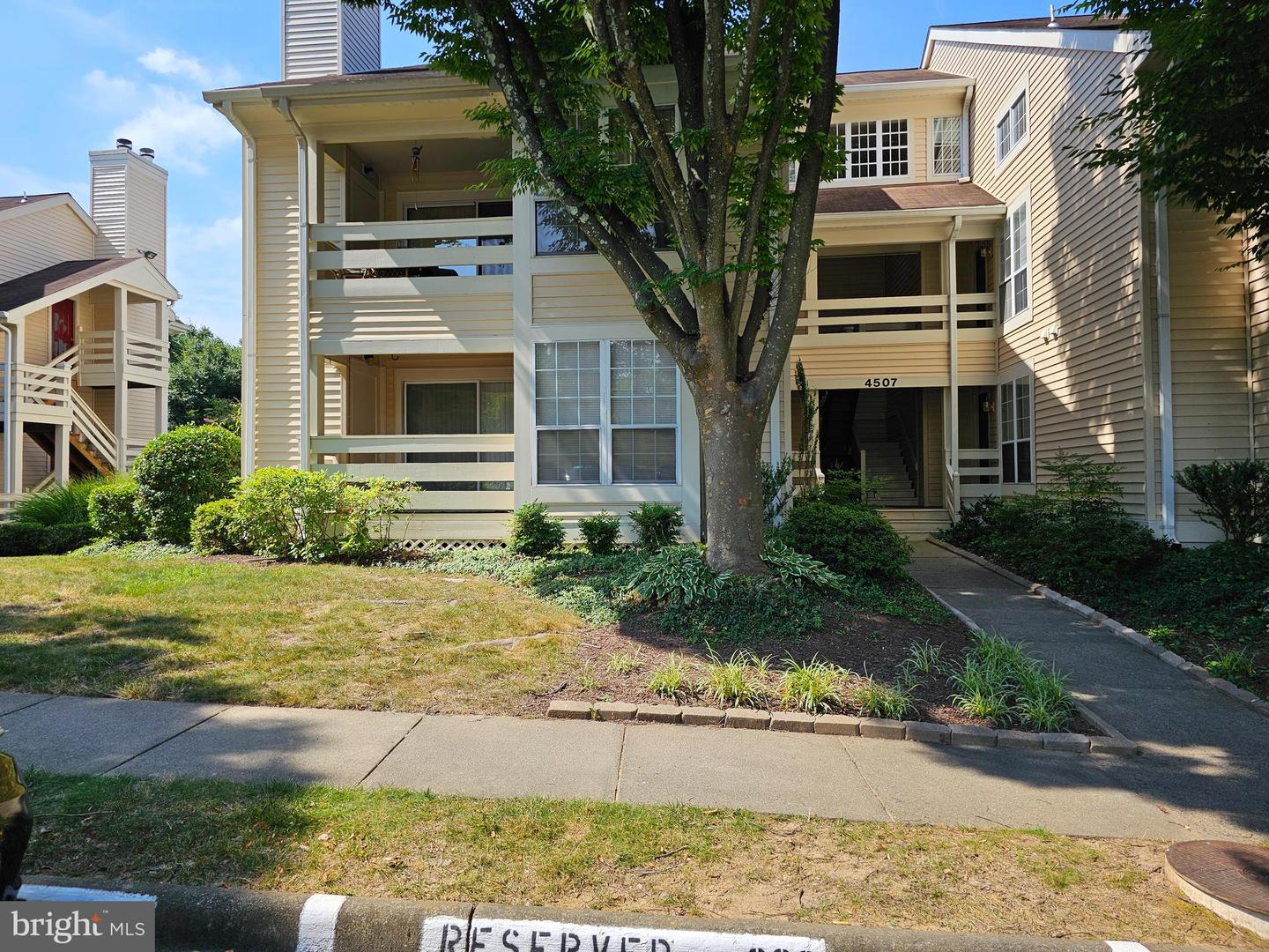 View Alexandria, VA 22312 condo