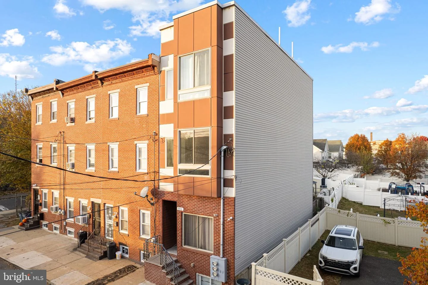 711 W Montgomery Avenue