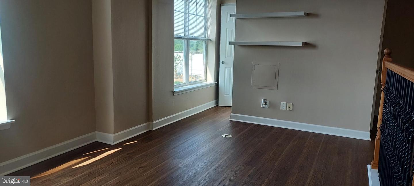 Photo 12 of 21 of 501 Hungerford Dr #307 condo