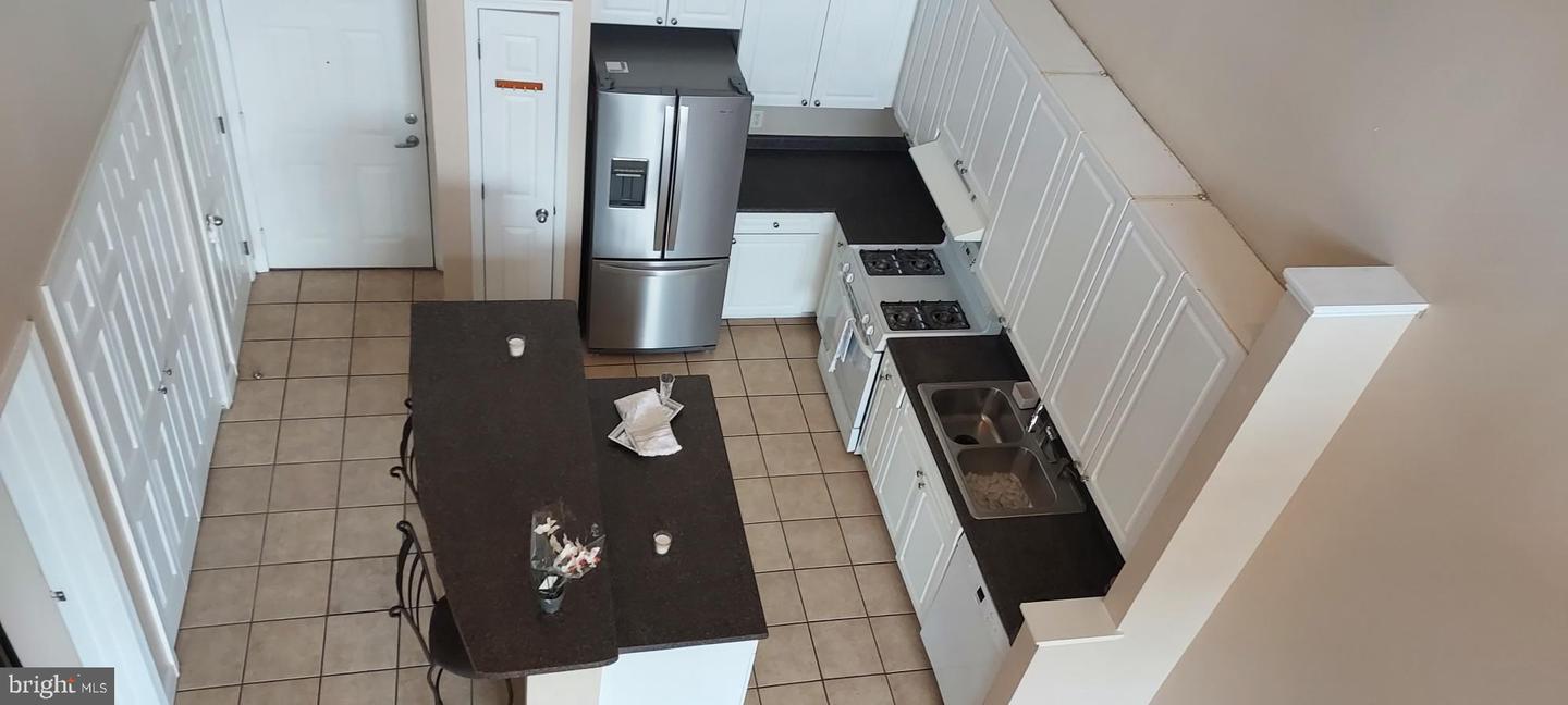 Photo 4 of 21 of 501 Hungerford Dr #307 condo