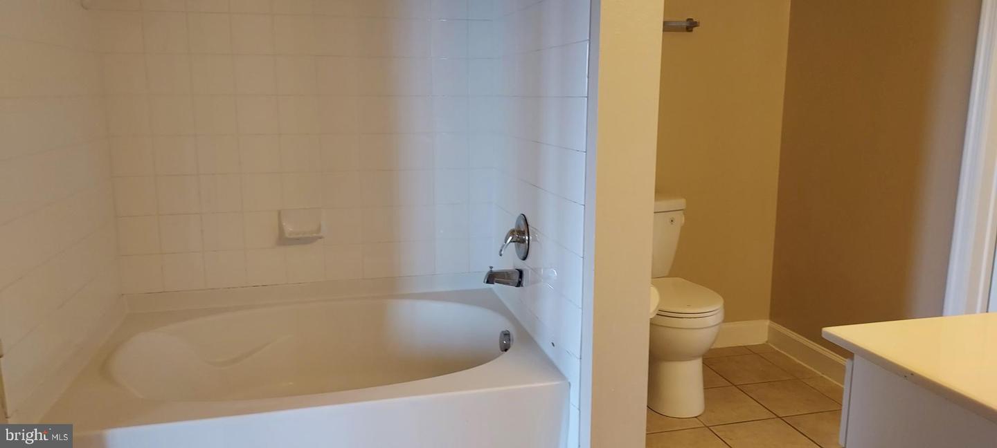 Photo 9 of 21 of 501 Hungerford Dr #307 condo