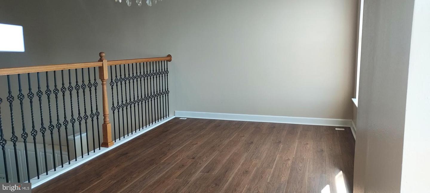 Photo 11 of 21 of 501 Hungerford Dr #307 condo