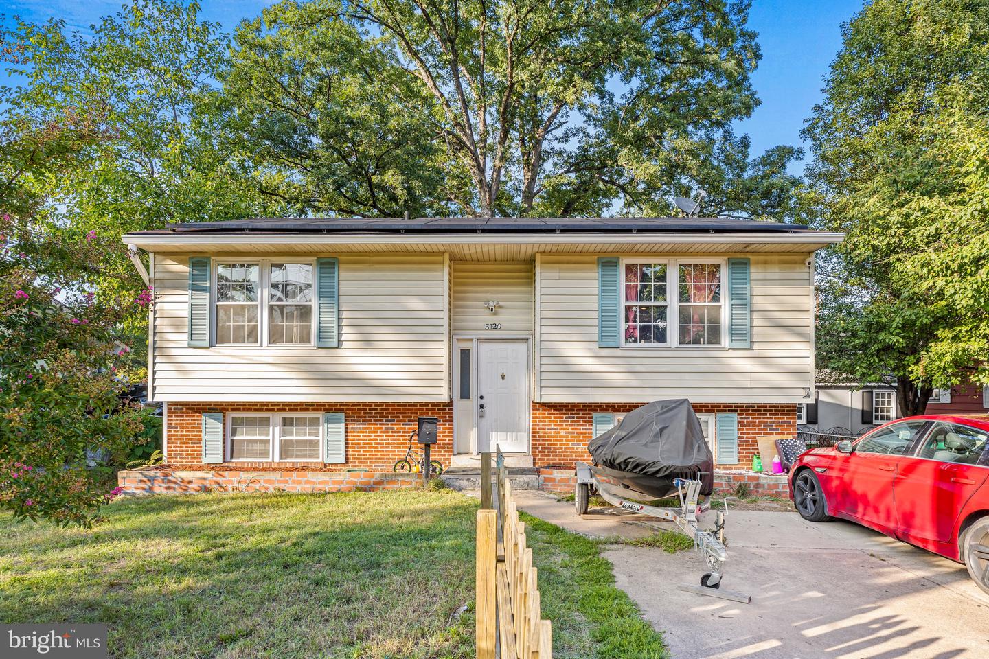 View Hyattsville, MD 20781 house