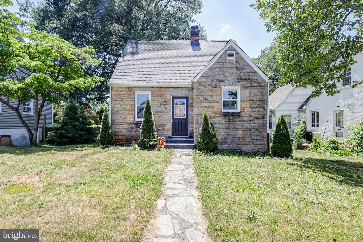 909 Beechwood Drive