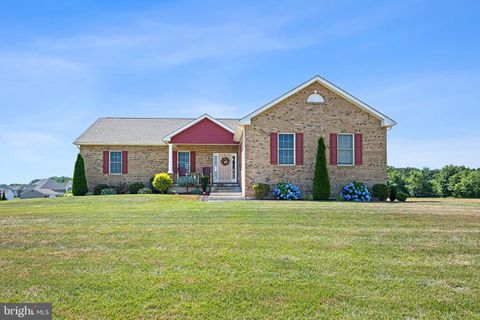 Single Family Residence in Clayton DE 828 Cool Breeze DRIVE.jpg