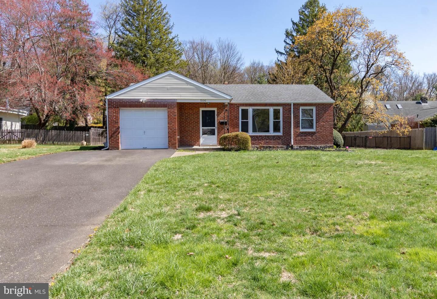 Listing image 1