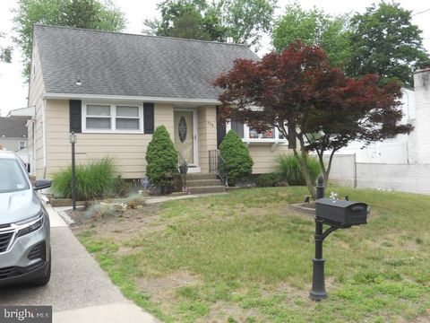 Single Family Residence in Blackwood NJ 324 Ridge AVENUE.jpg