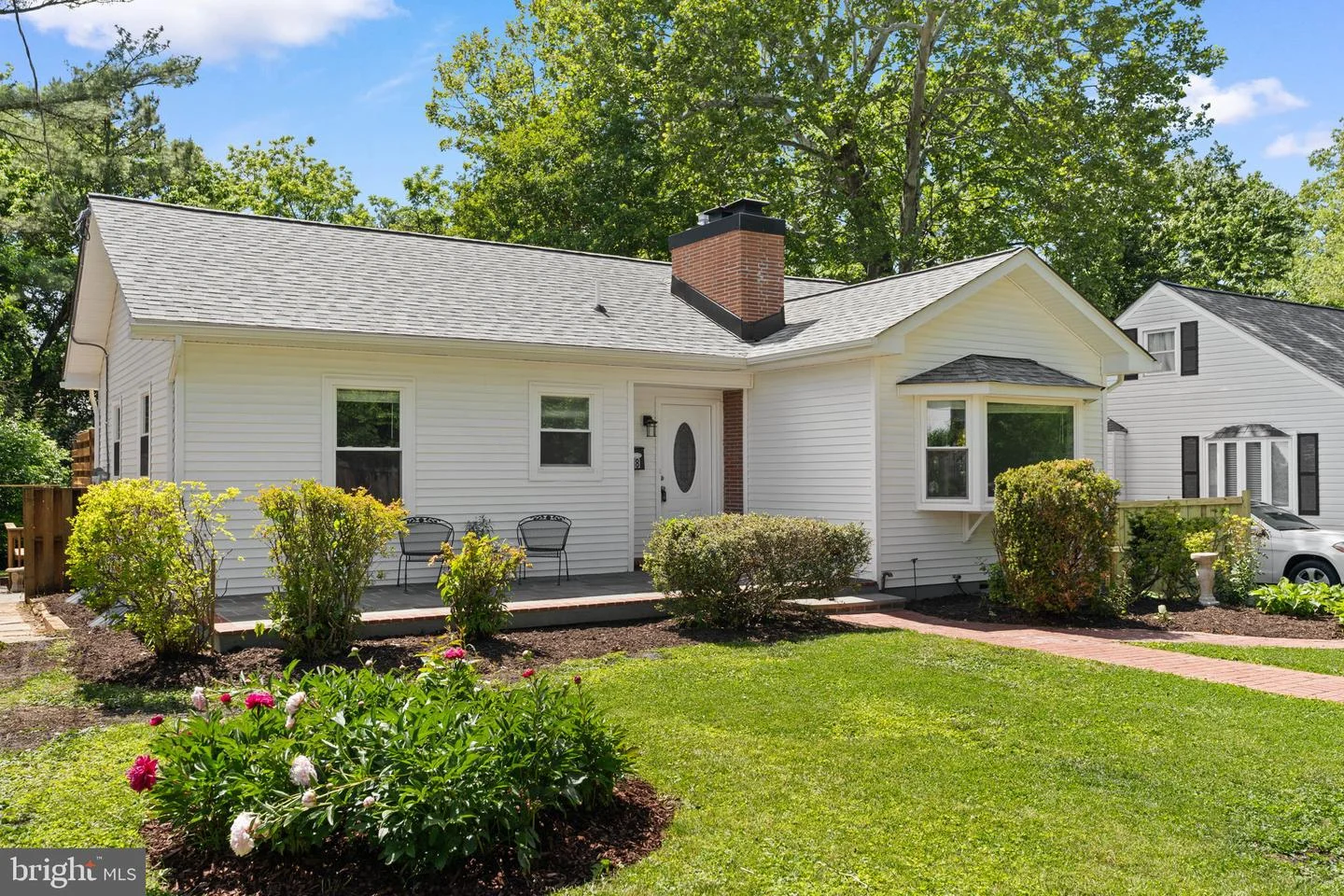 8 Oak Avenue