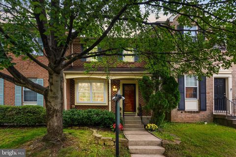 Townhouse in North Potomac MD 11 Ambiance COURT.jpg