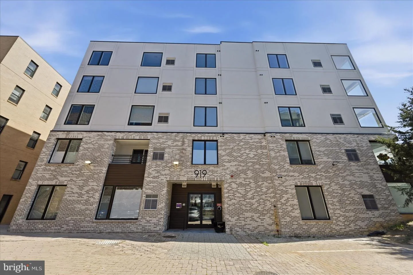 919 12th Street NE Unit 404