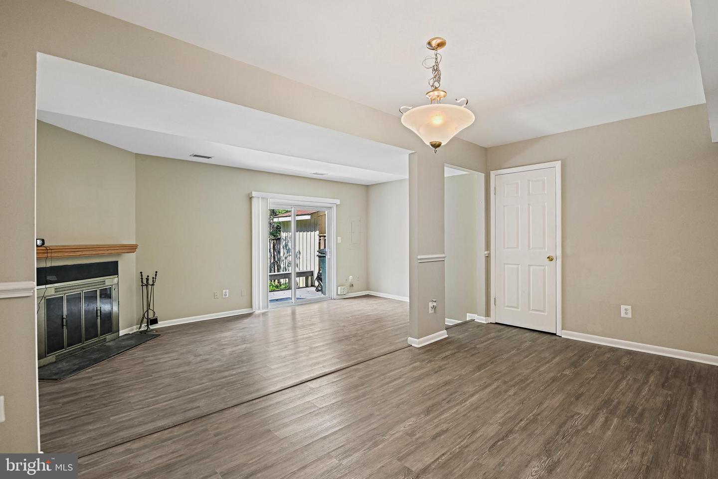 Photo 15 of 30 of 13305 Apgar Pl townhome