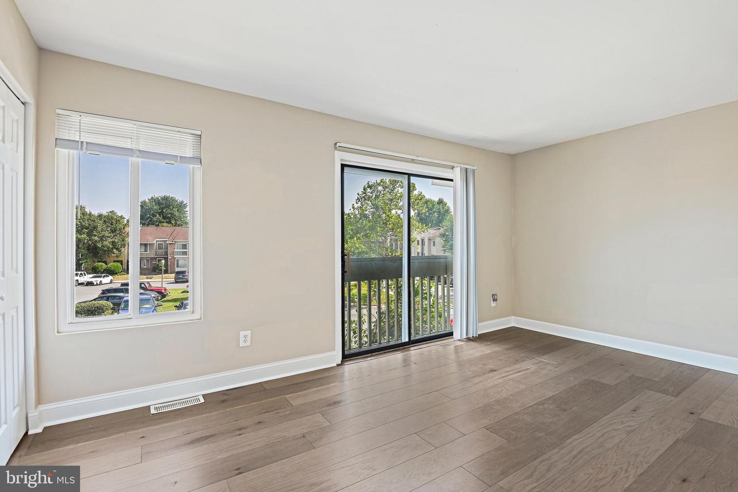 Photo 25 of 30 of 13305 Apgar Pl townhome
