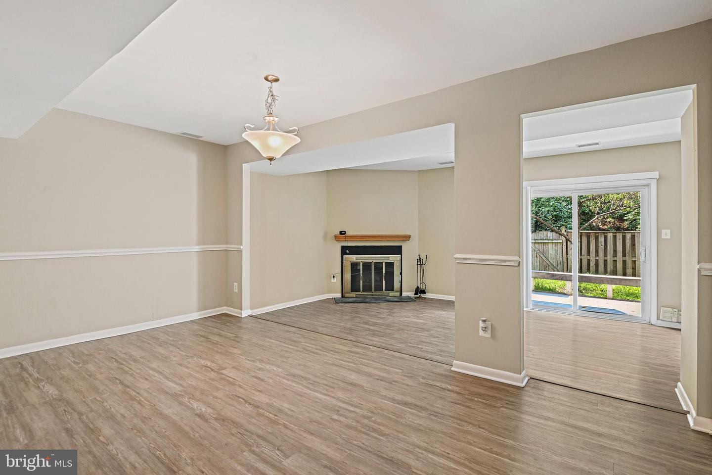 Photo 12 of 30 of 13305 Apgar Pl townhome