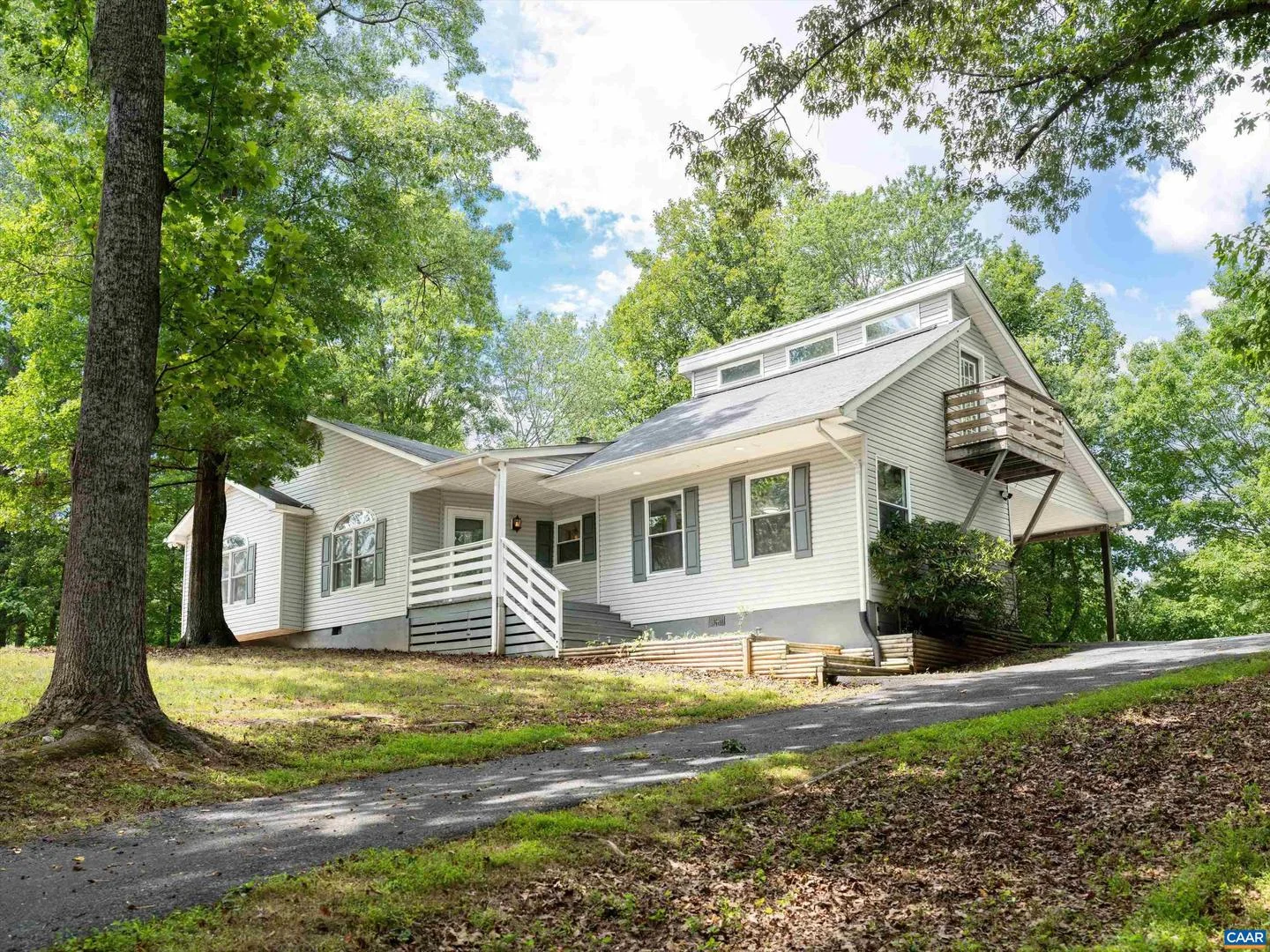 162 Larkspur Rd