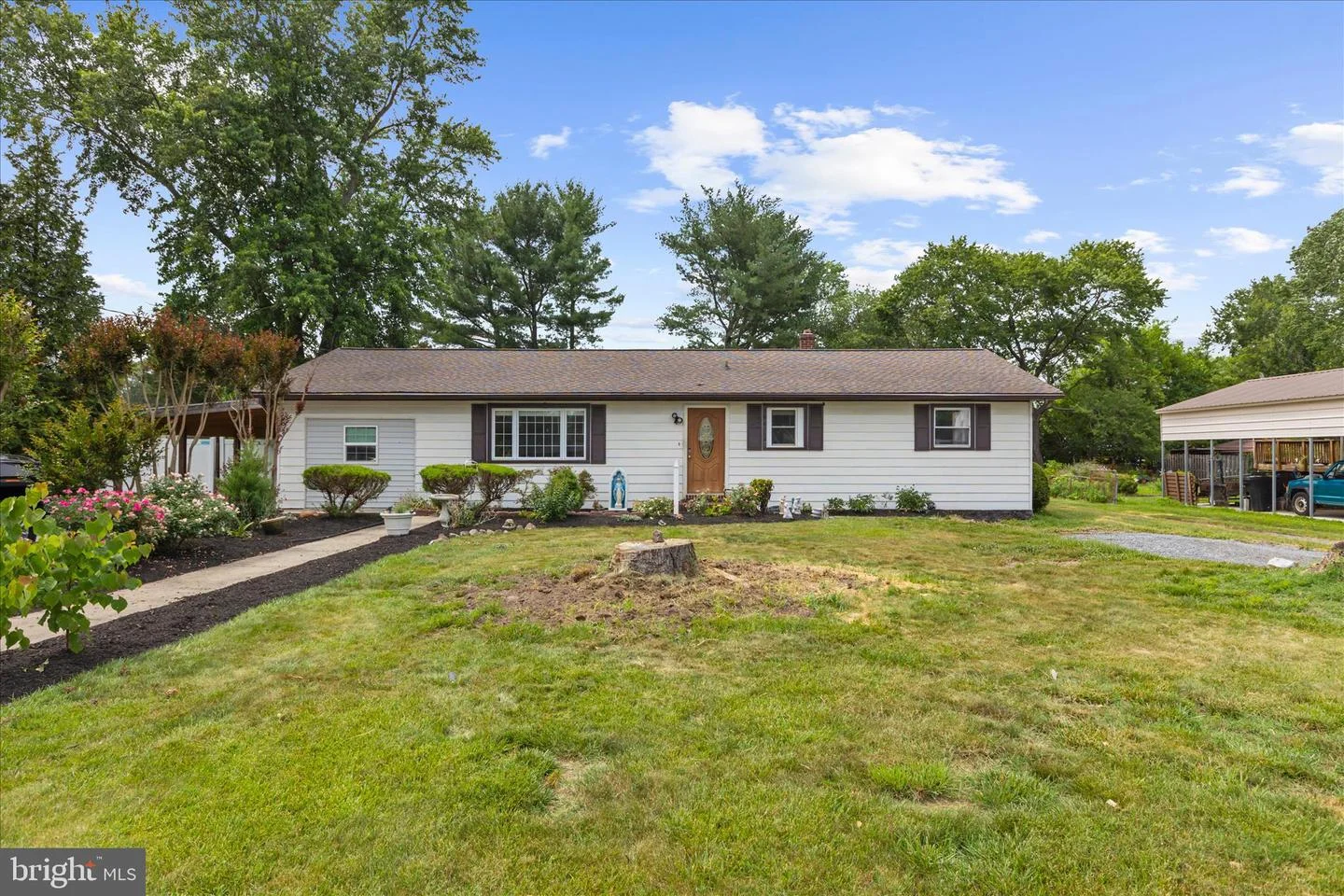 949 Oakdale Circle