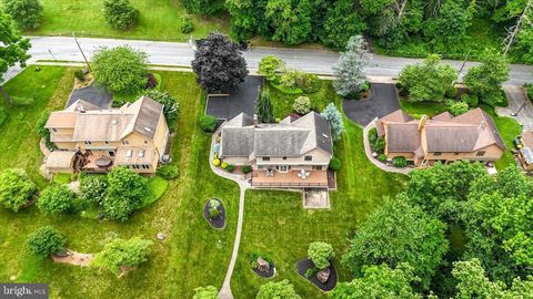 Single Family Residence in Newark DE 663 Arbour DRIVE 45.jpg