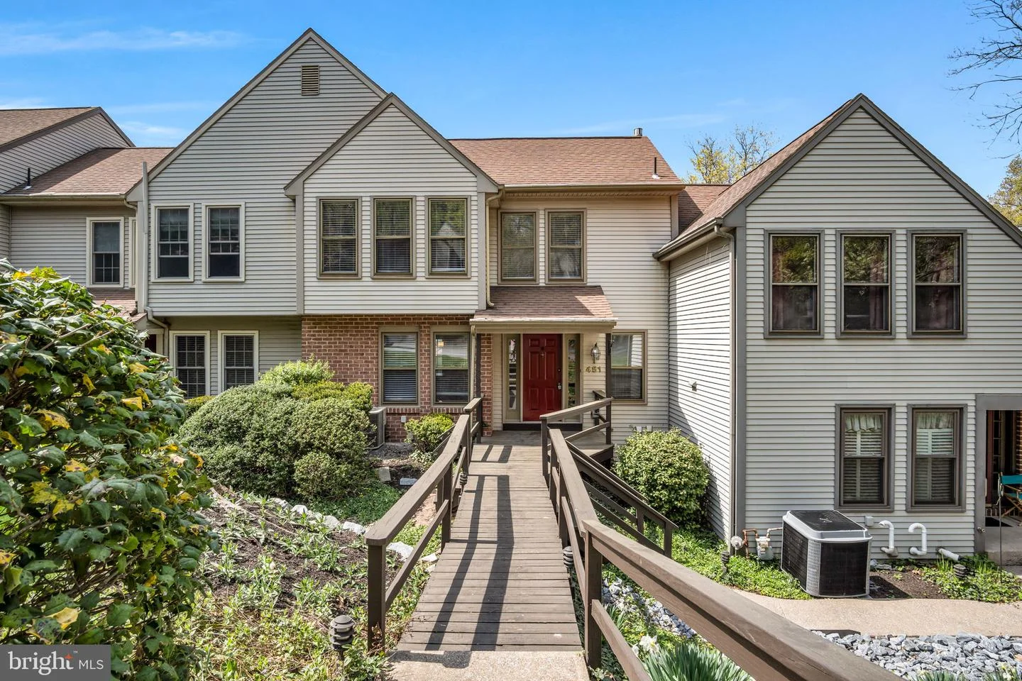 451 Lovell Court