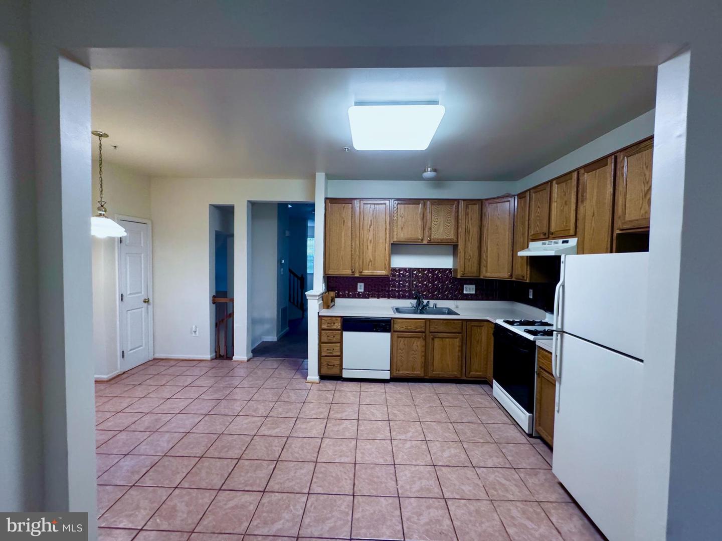 Photo 7 of 55 of 1701 Apple Blossom Ct townhome