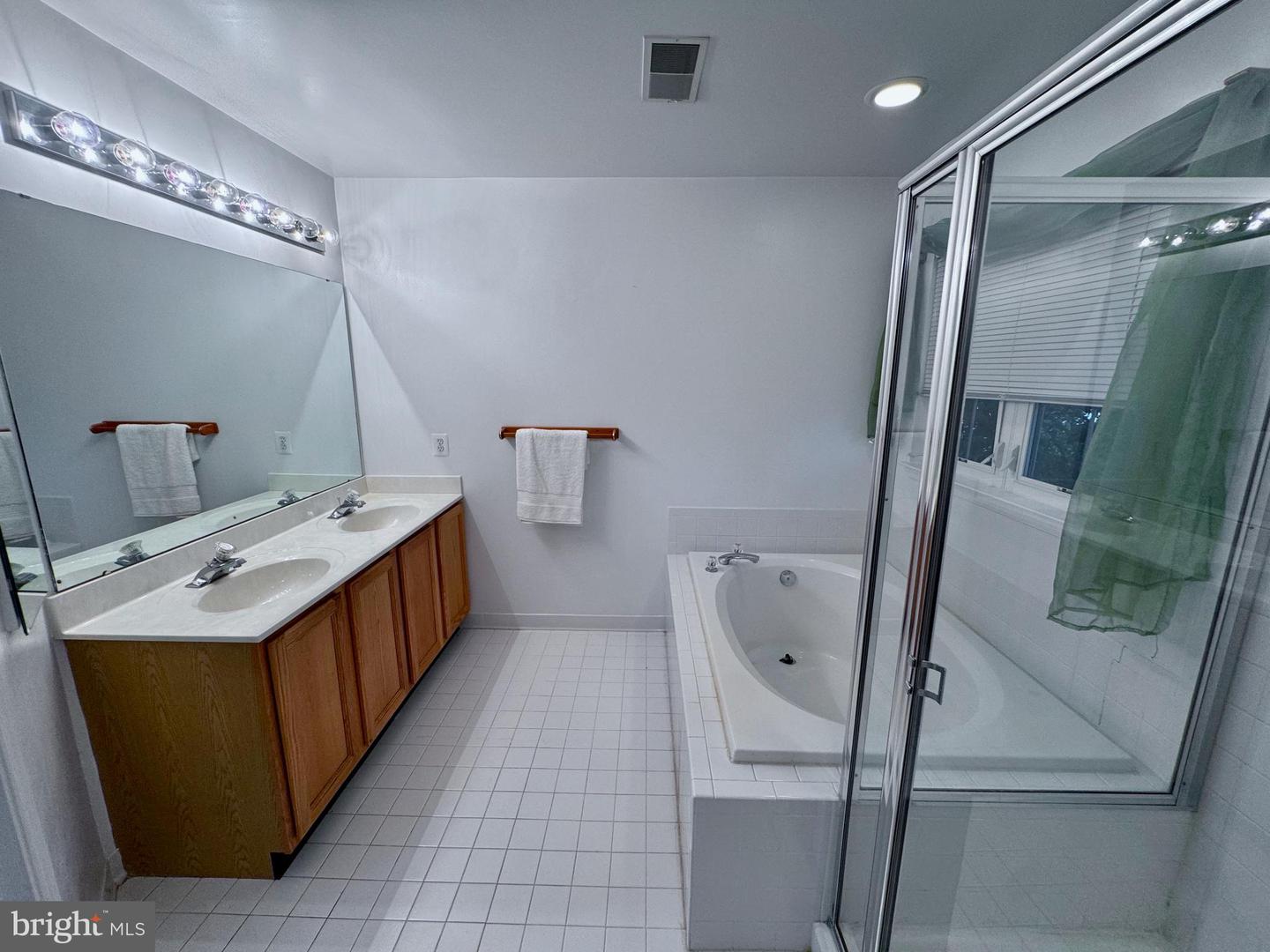 Photo 26 of 55 of 1701 Apple Blossom Ct townhome