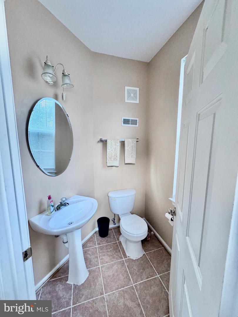 Photo 16 of 55 of 1701 Apple Blossom Ct townhome