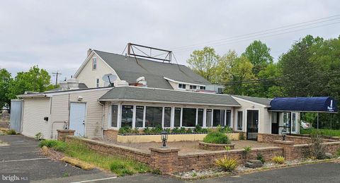 Mixed Use in Atco NJ 763 White Horse PIKE.jpg