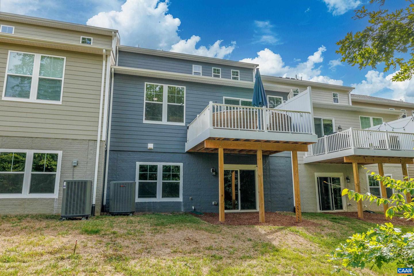 Photo 41 of 52 of 1762 Flora Ln townhome