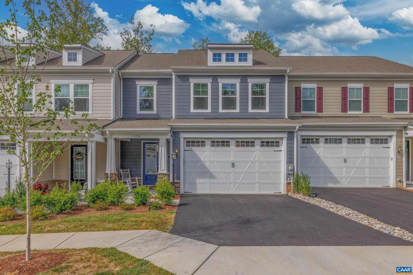 Photo 6 of 52 of 1762 Flora Ln townhome