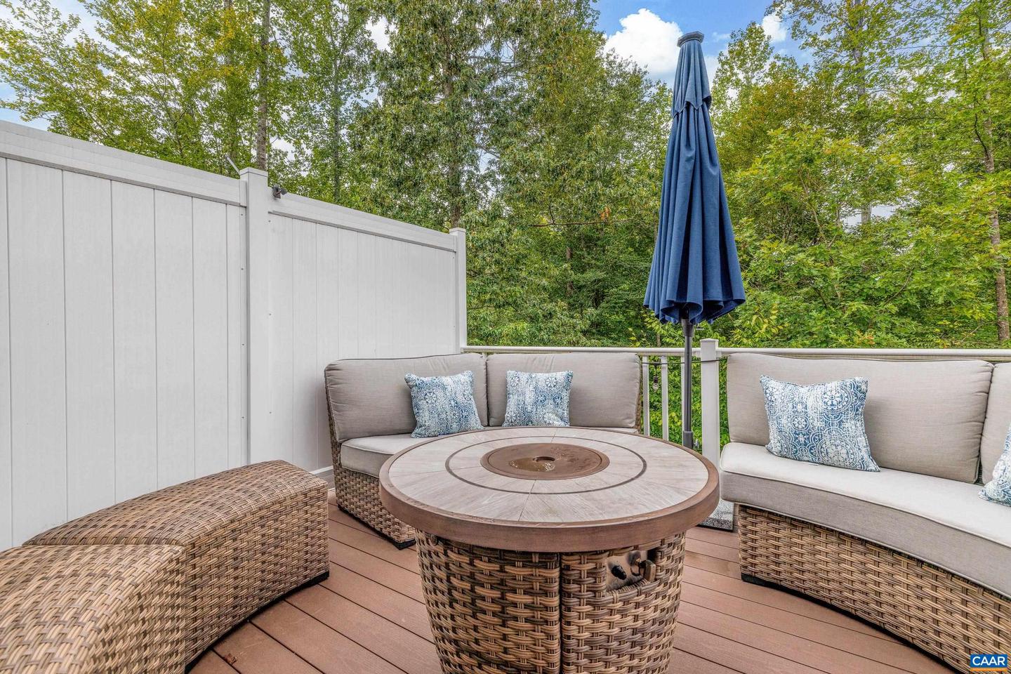 Photo 7 of 52 of 1762 Flora Ln townhome