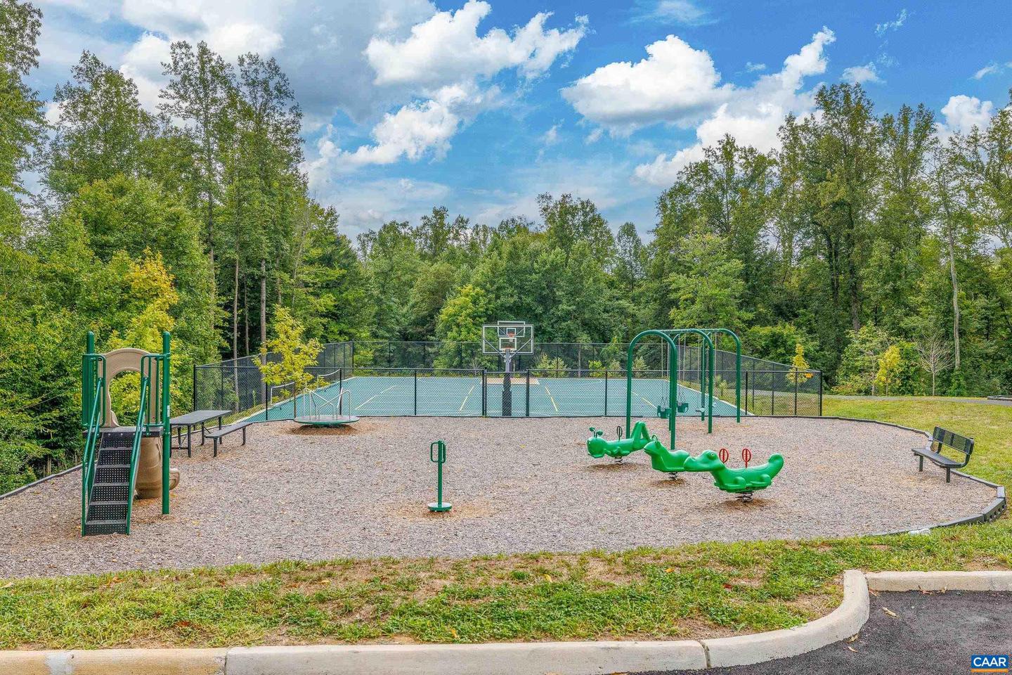 Photo 46 of 52 of 1762 Flora Ln townhome