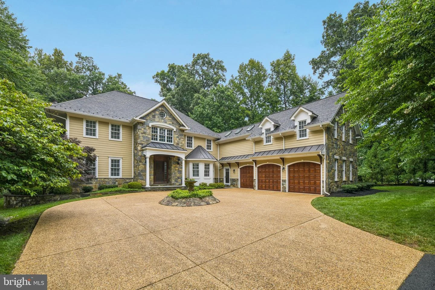 512 Seneca Green Way