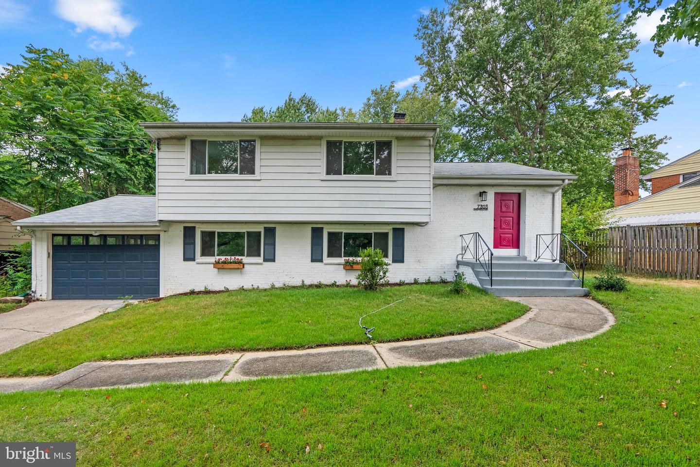 View Temple Hills, MD 20748 house