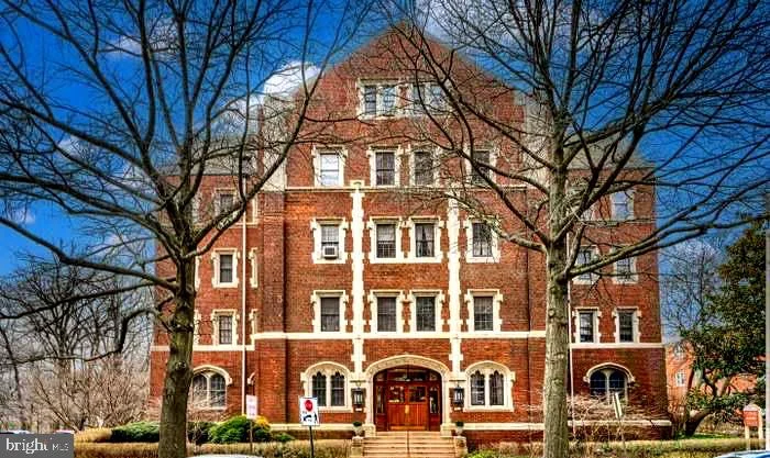 501 W University Parkway Unit 2B