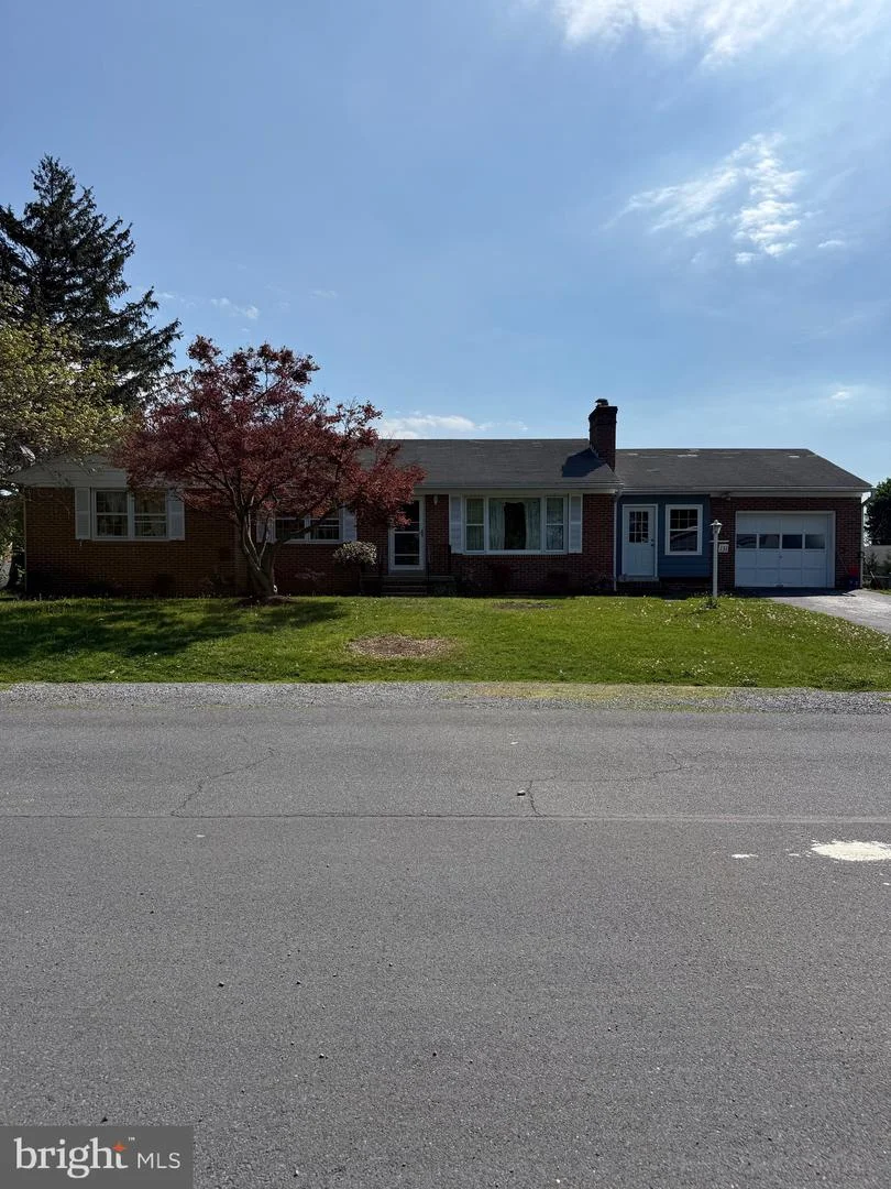 131 Country Club Circle